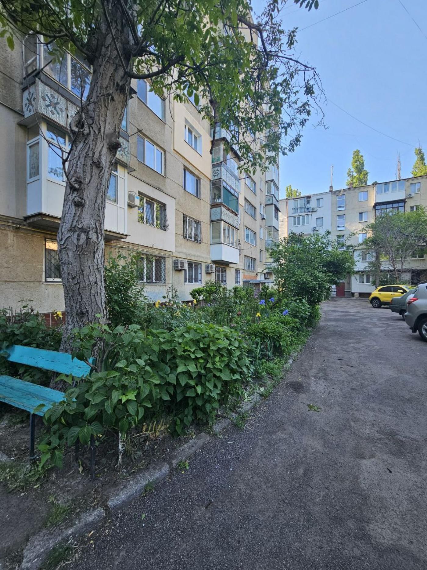Продам 2 комнаты на 1 ст. Большого Фонтана