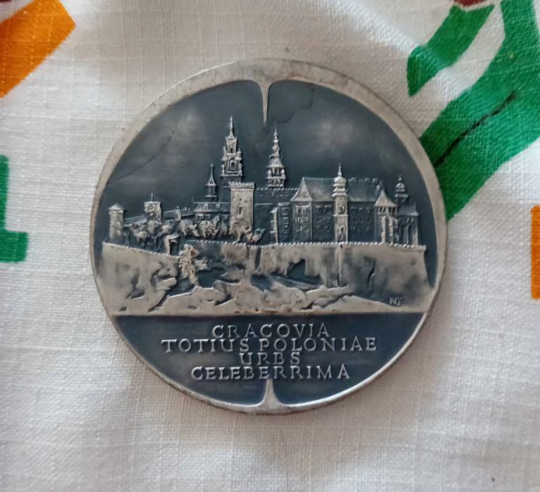 Medal na 70 lecie AGH