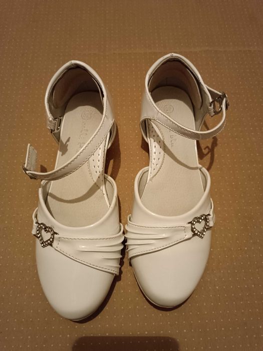 Buty komunijne dla dziewczynki rozmiar 32