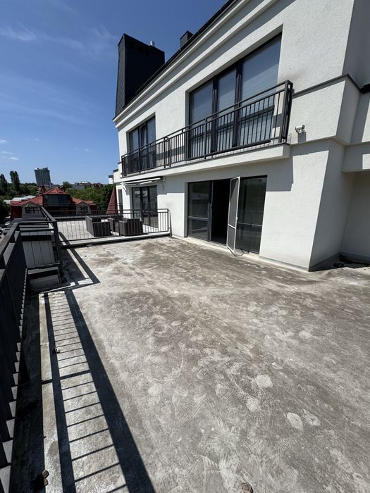 Продам 2-кімнатну квартиру в центрі Трускавця (ЖК “Імперіал”)