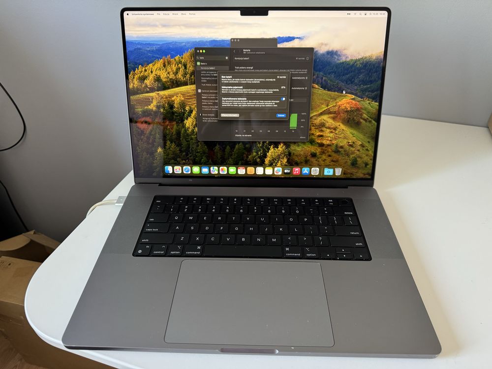Macbook Pro 16,2” Czip M1 MAX, dysk 1 TB