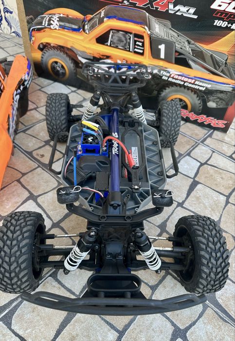 Traxxas Slahs VXL 4x4