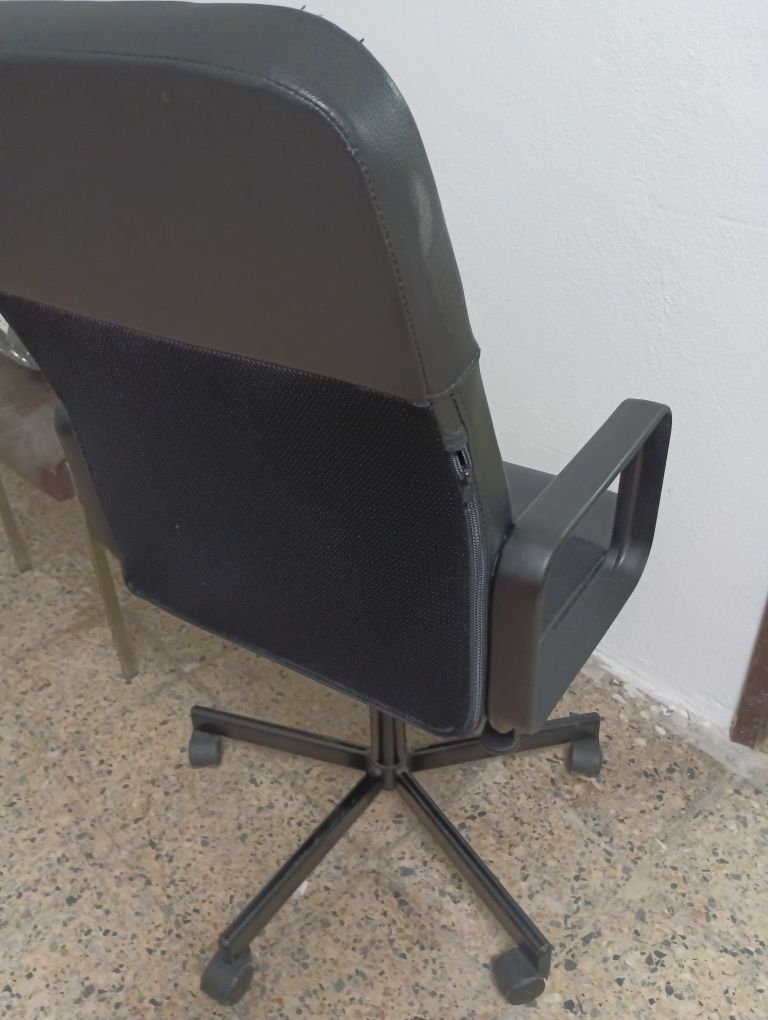 Cadeira escritório como nova