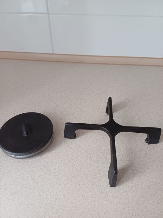 Решітка чавунна, розсікач до варильної  поверхні