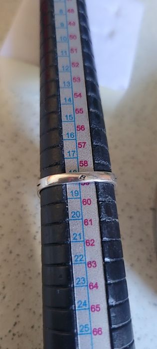 Srebrny pierścionek 925 z topazem