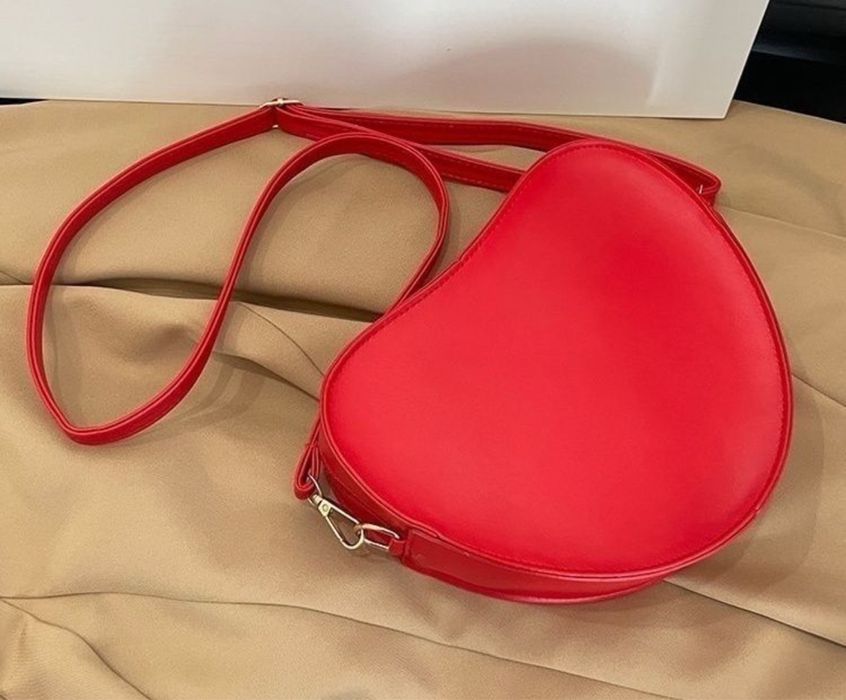 Сумочка сердечко, сумка у формі серця