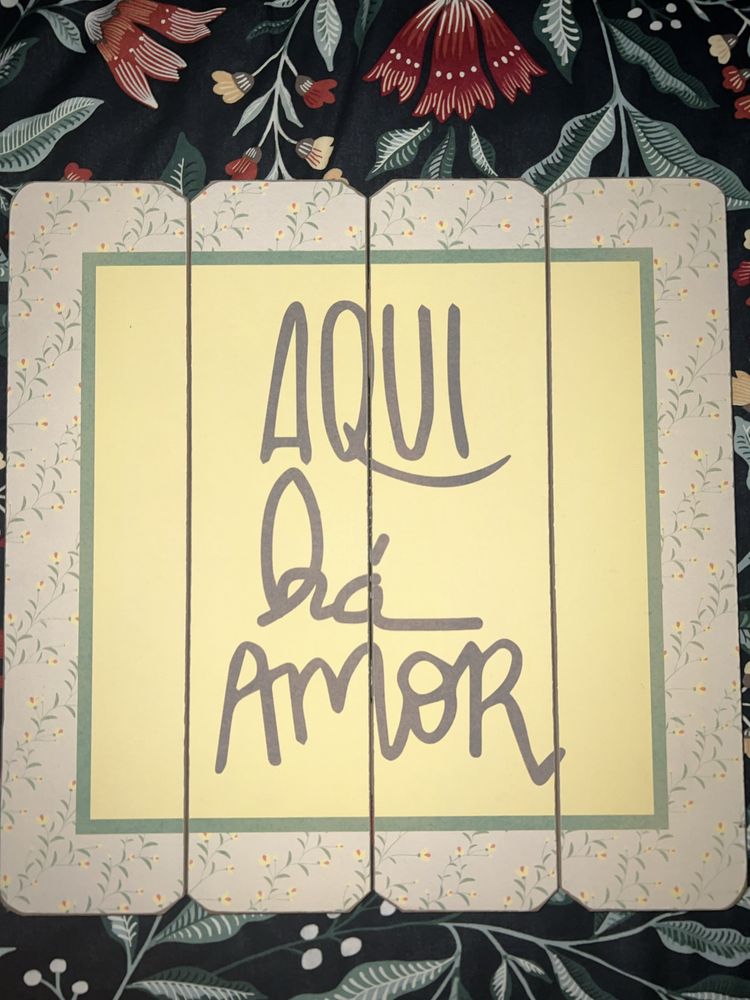 Quadro Kasa - “aqui ha amor”