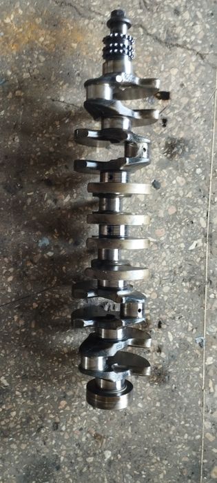 Коленвал Мерседес ом 606