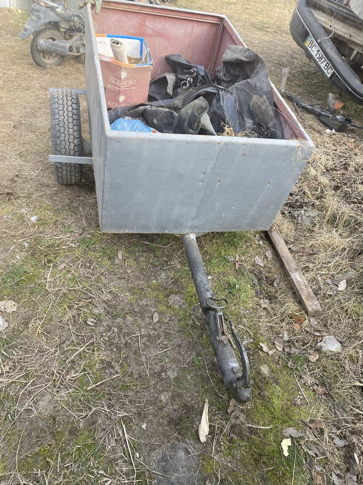 причіп для легкового авто