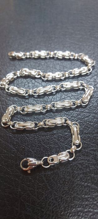 Colar em ouro branco