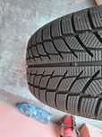 Opony zimowe Goodride 235/45/19