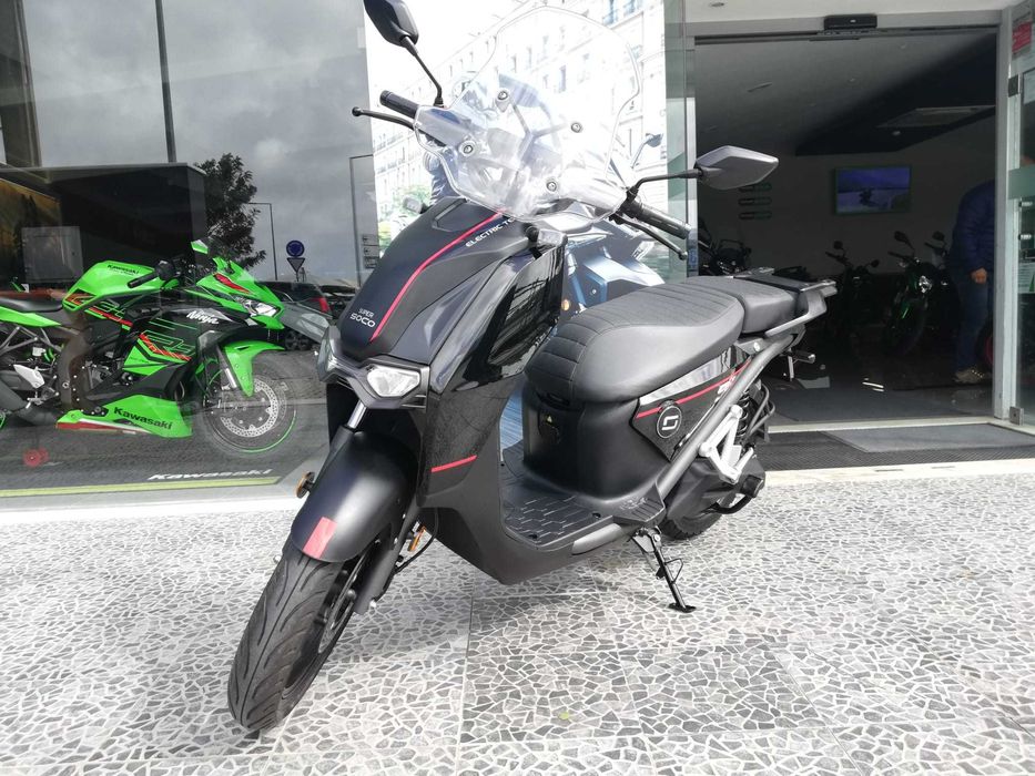 Super Soco CPX equivalente 125cc