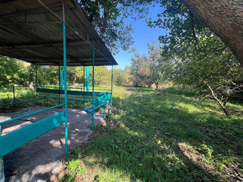 Продаж будинку 60м2, 4 кімнати, 43 сотки.Власний вихід до річки.ID:201