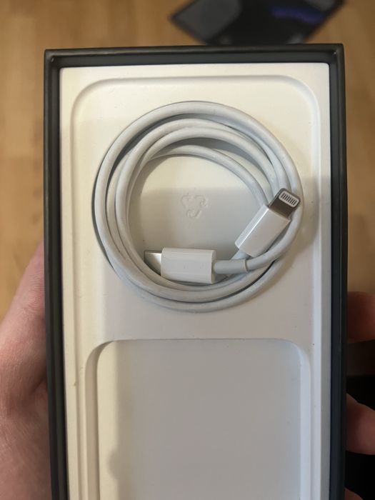 Оригінальний шнур зарядки на айфон 11,12,13,14