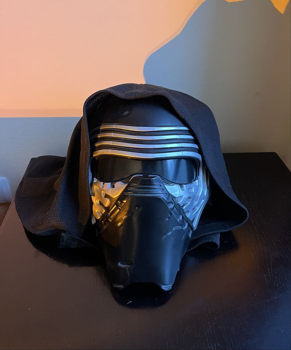 Mascara / Capacete Kylo Ren (STAR WARS)
