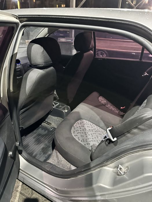 Продам Skoda Fabia mk1 1.2 12V HTP