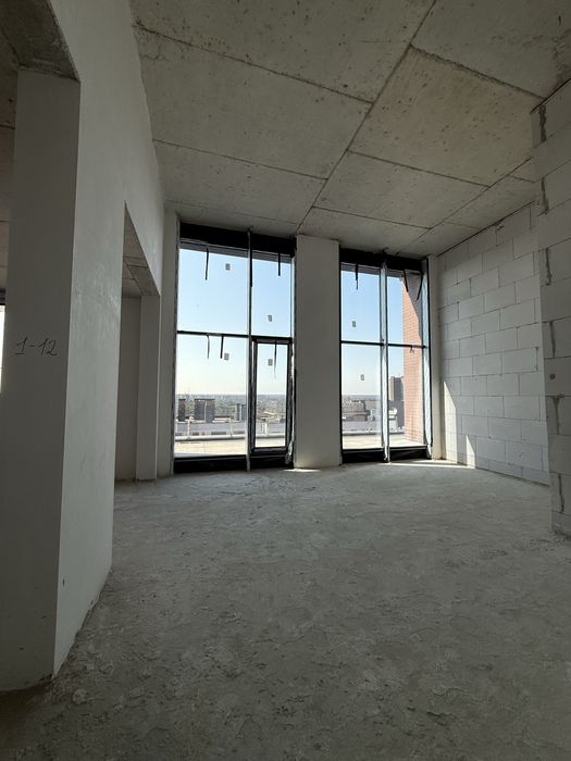 Продаж пентхаусу в житловому комплексі Manhattan Up!Можна по постанові