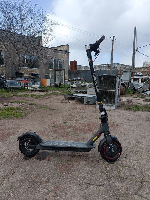 Мутант Xiaomi M365 Электросамокат 350W Kugoo