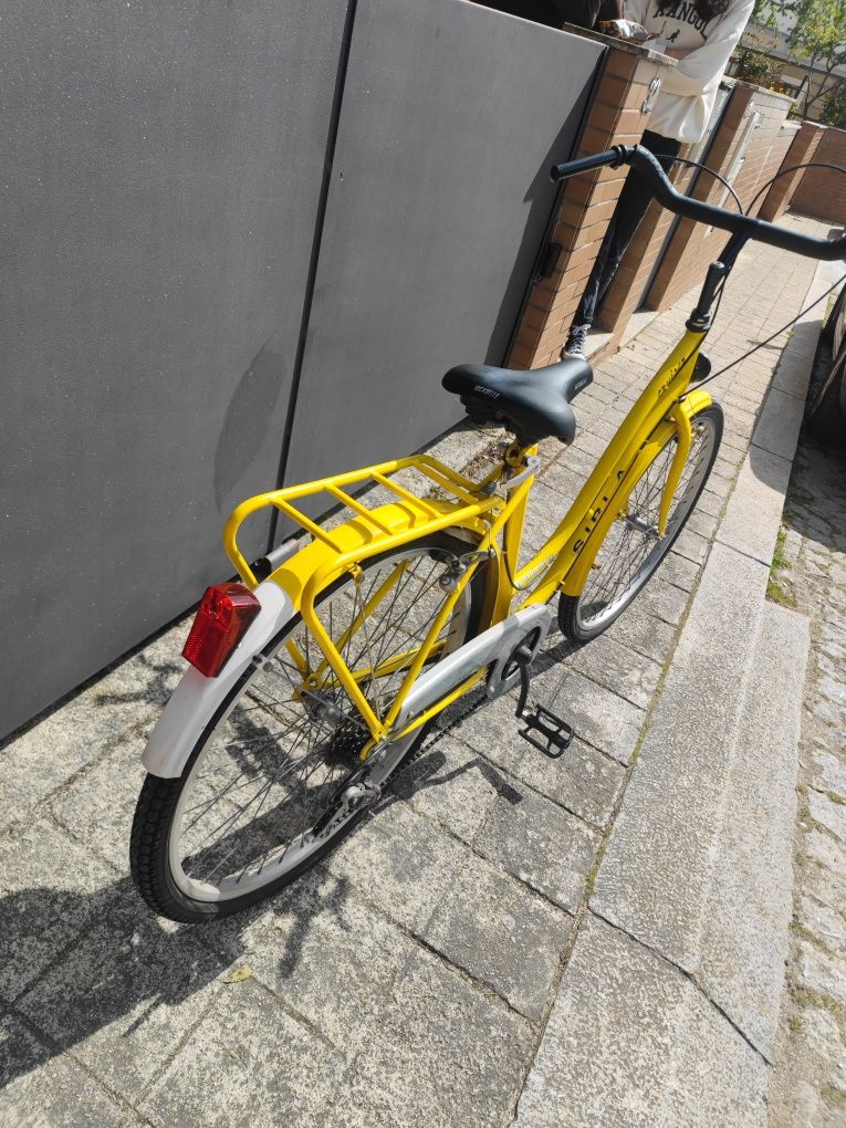 Bicicleta amarela