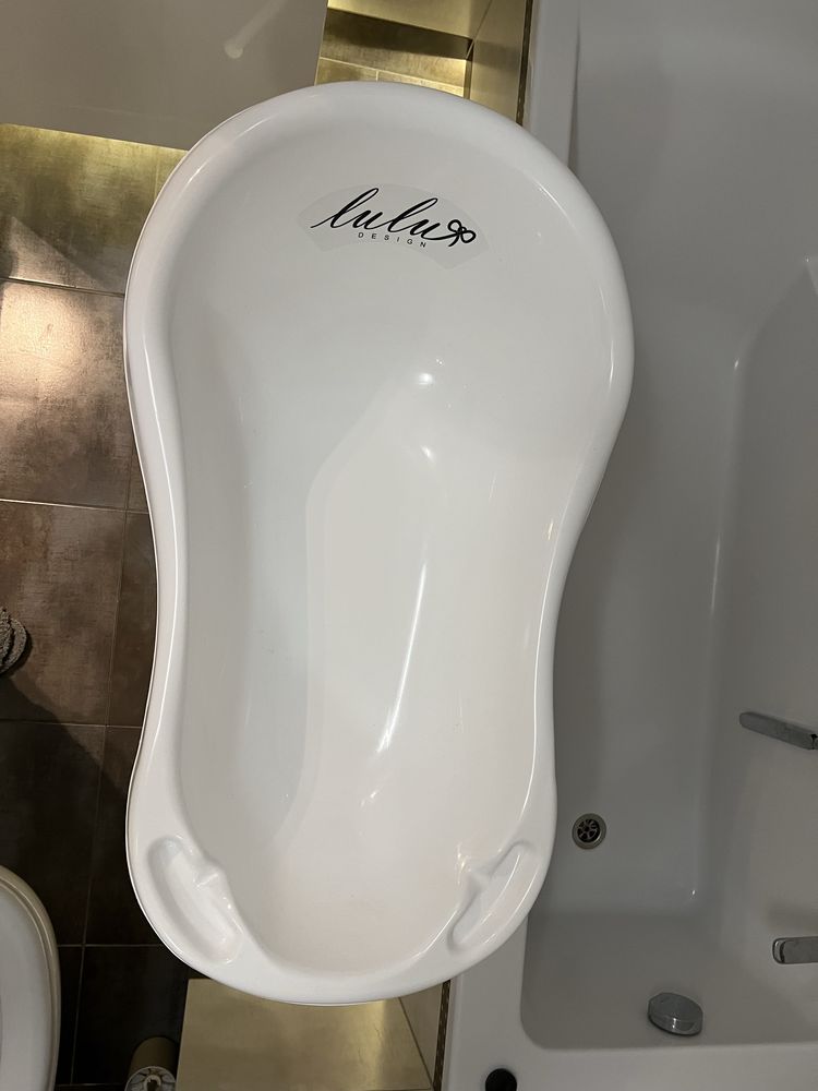 Zestaw do kąpieli noworodka/niemowlaka (wanienka, stojak, leżaczek)