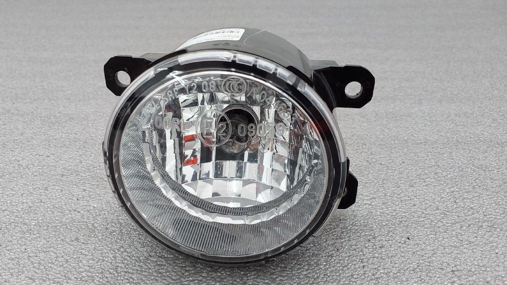 Farol nevoeiro frente direito MITSUBISHI Space Star Hatchback (A0_A)