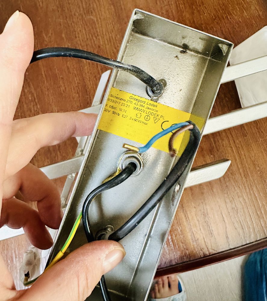 Lampa sufitowa wiszaca