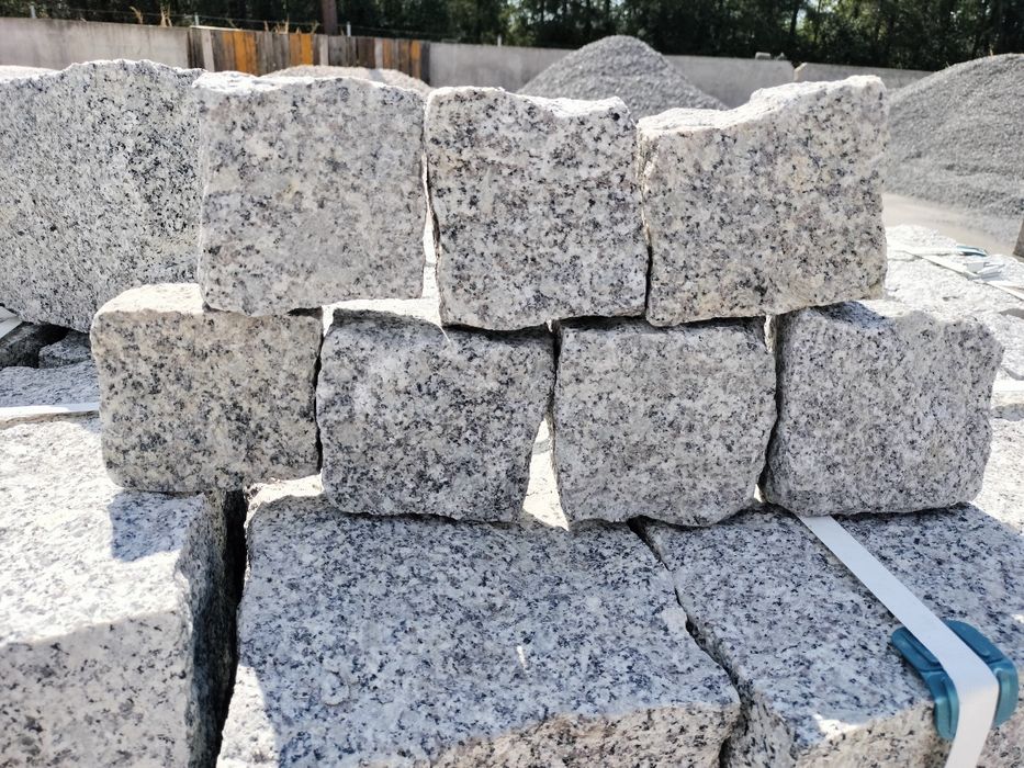 Kostka granitowa palisada 10/10/20 kamień murowy 5 zł szt