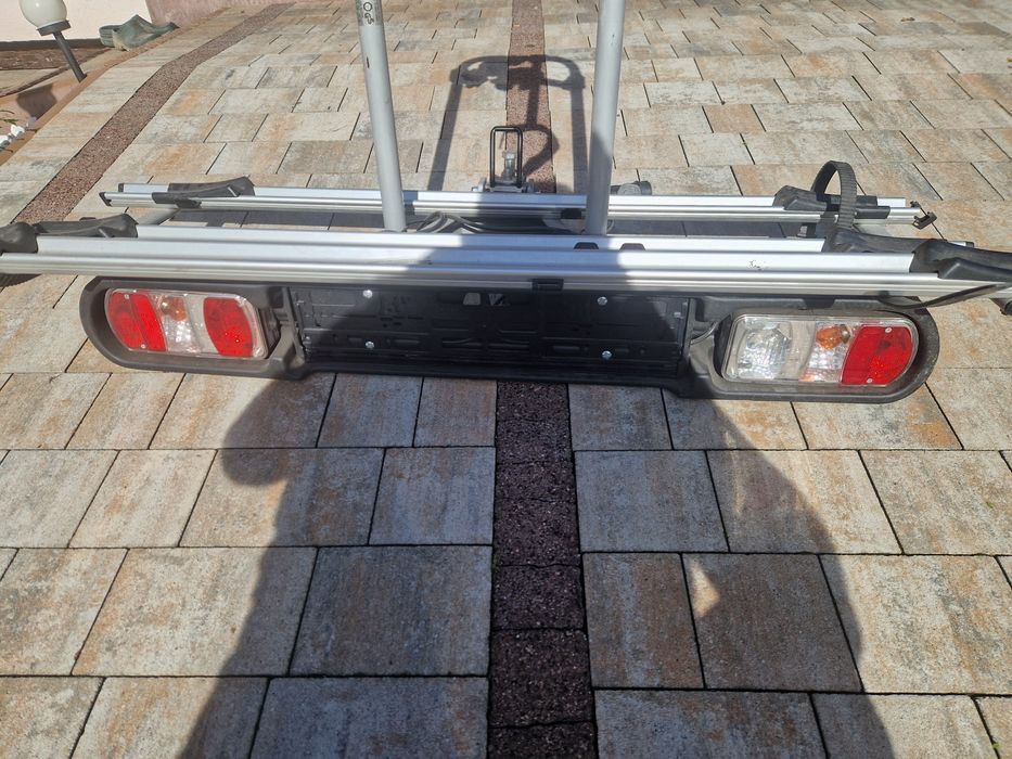 Bagażnik na 3 rowery montowany na hak