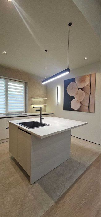 Продаж будинку з новим ремонтом! Шевченкове- Білогородка