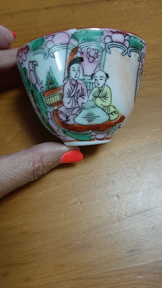 Taça em porcelana japonesa