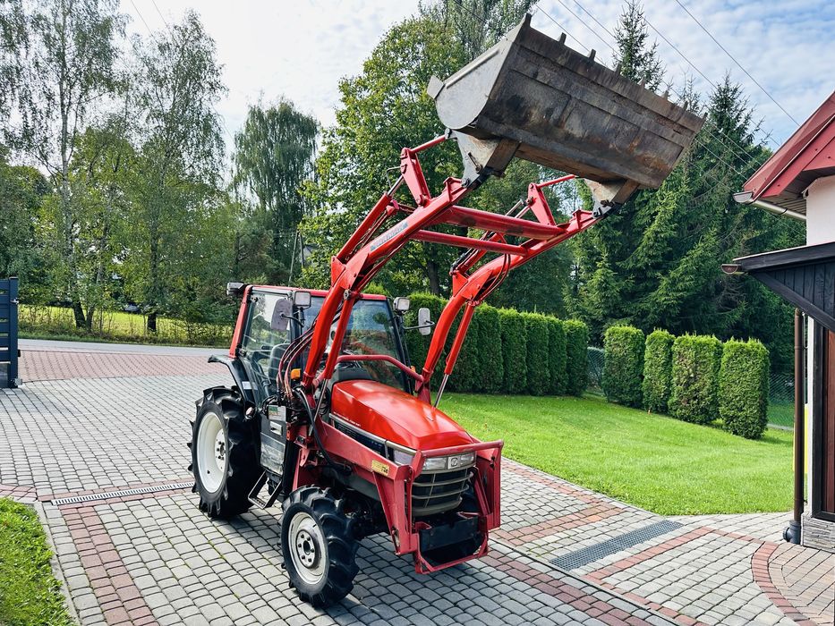 Traktor Yanmar AF 26, 4x4  kabina orginalny ładowacz Tur
