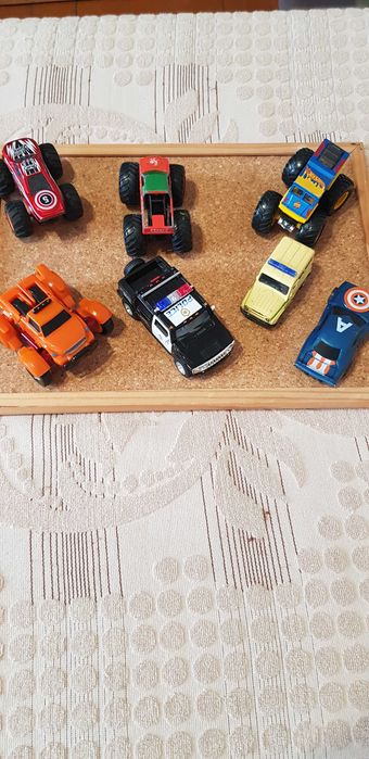 Набір дттячих іграшок. Машинки та інше