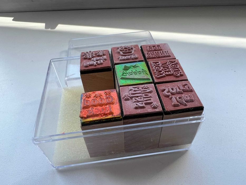 Набір штампів для скрапбукінгу (+пігменти)