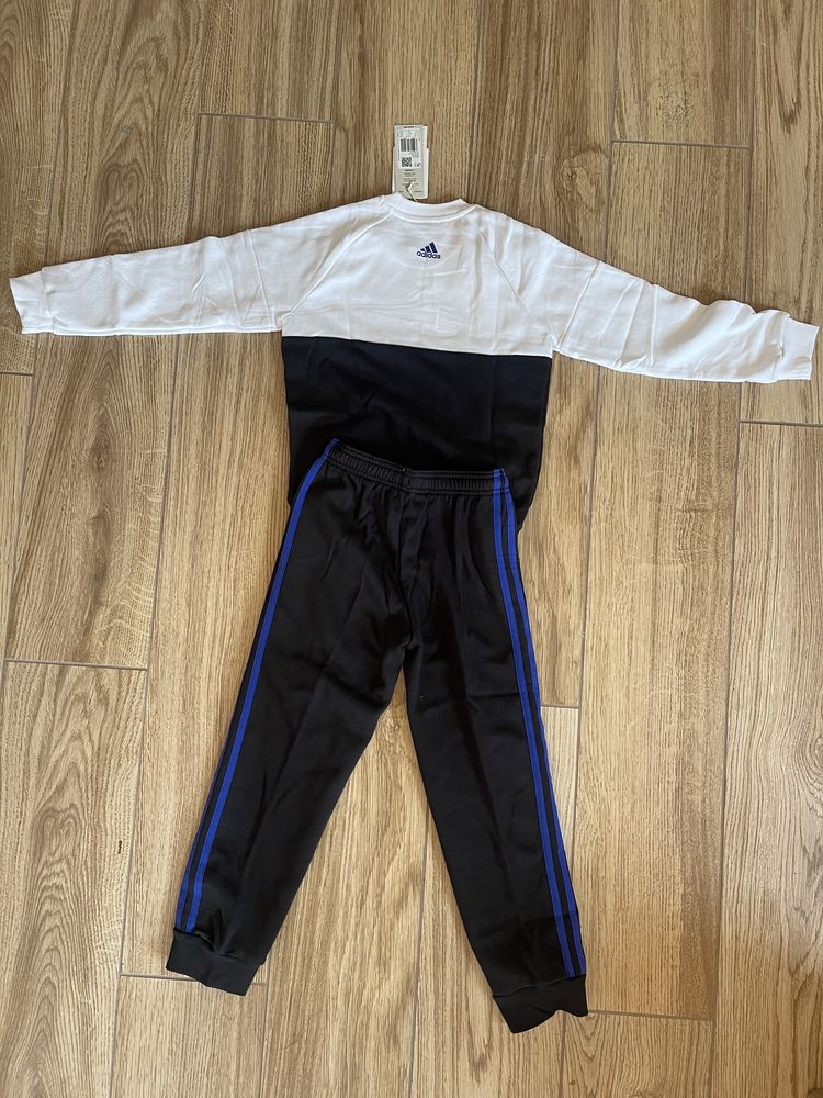 Dres adidas komplet całoroczny