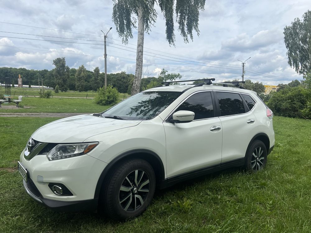 Продам Nissan Rogue