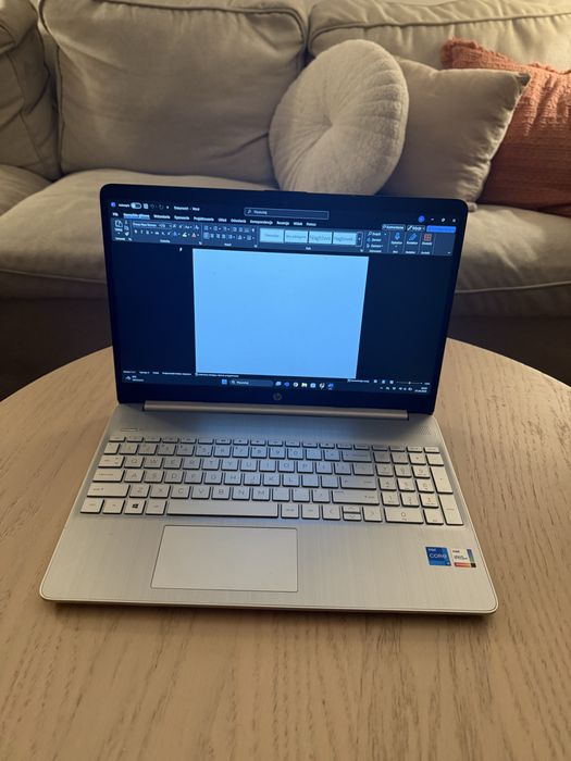 Laptop HP 15S-FQ2008NW