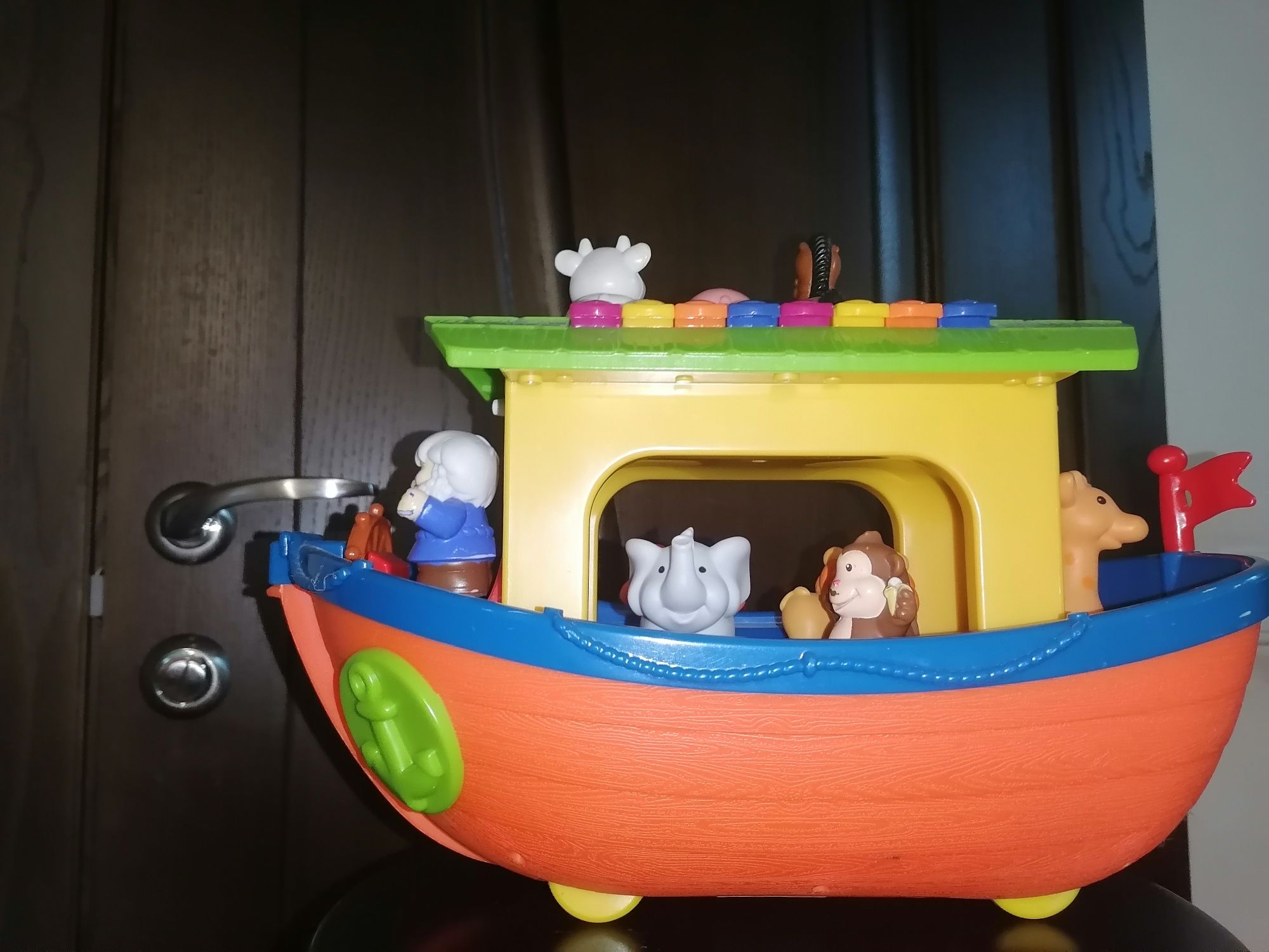 Играшки Chicco, дуже богато