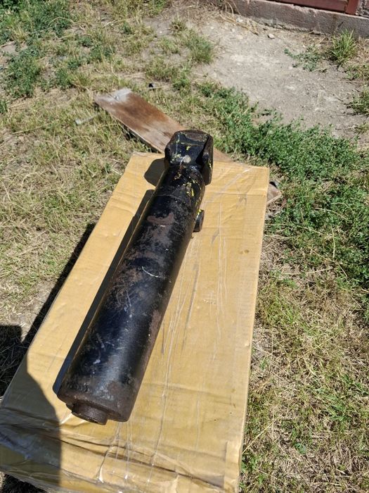 Продам гідравлічний циліндр автоконтура CLAAS LEXION 668950.2 669150.1