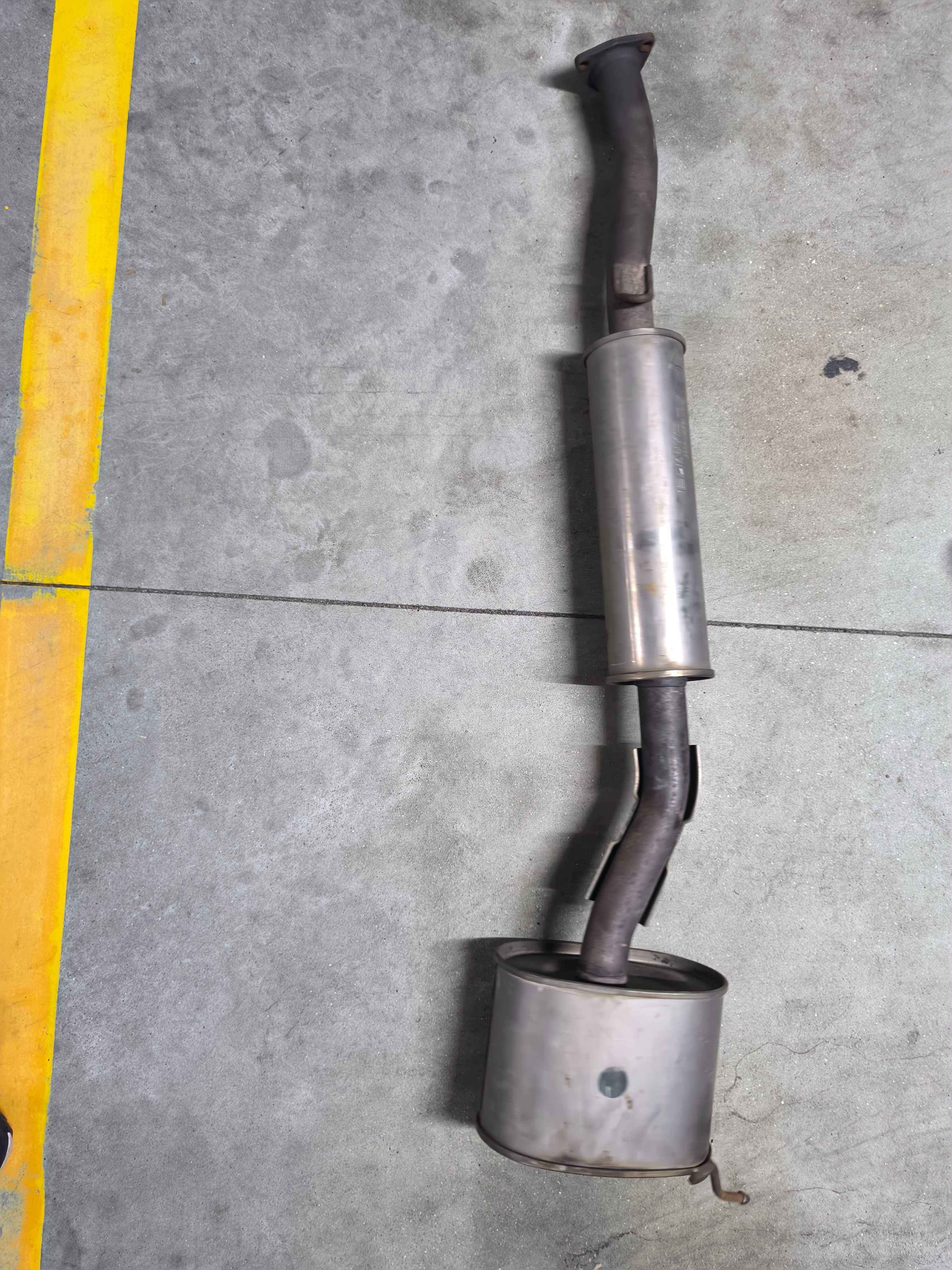 Panela intermédia e abafador para carro óptimo estado