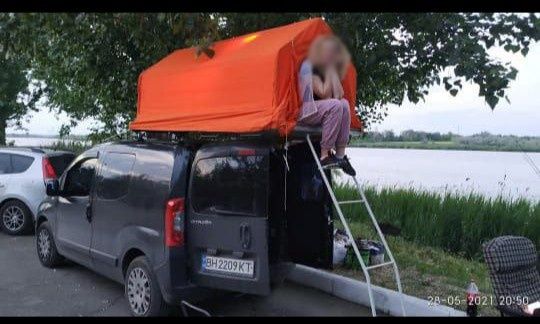 Автомобильная палатка