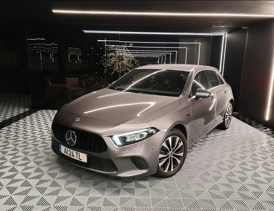 Mercedes-Benz A 250 e Style Plus