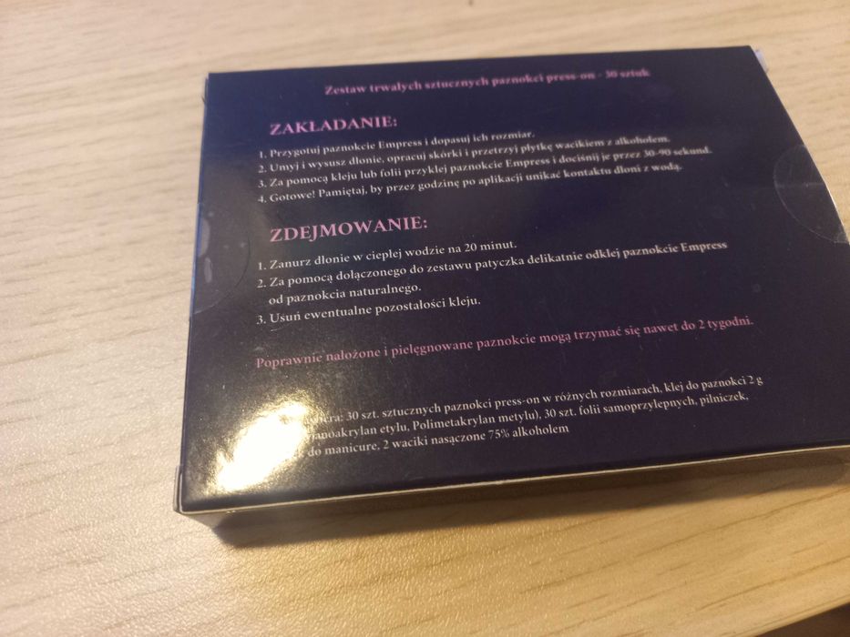 Paznokcie press-on Empress Beauty Pink Bubble Princess krótkie