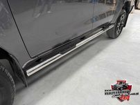 Orurowanie Boczne PROGI Stopnie do wsiadania Toyota Hilux