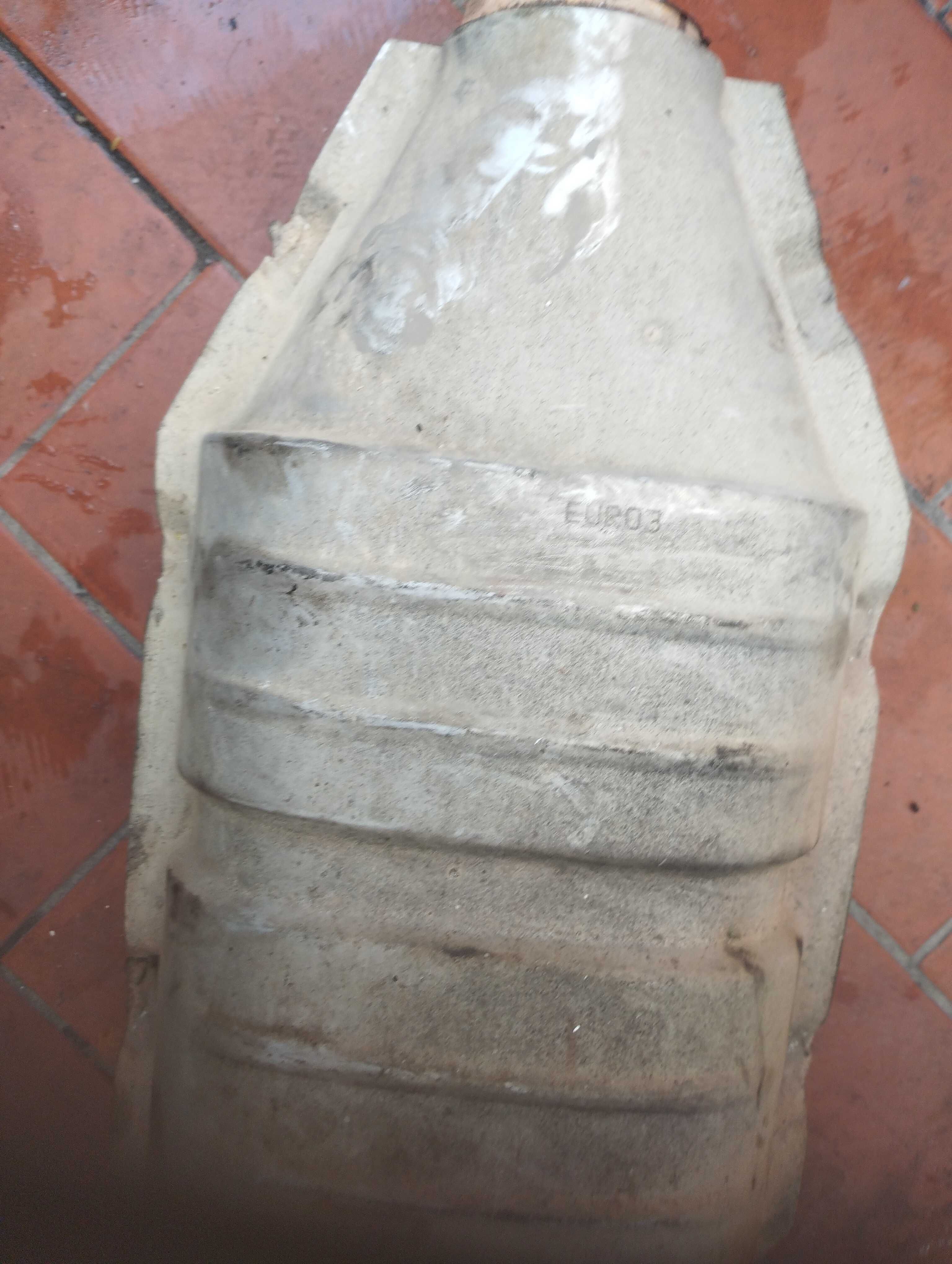Catalisador para o Mercedes 180 a gasolina 1.8