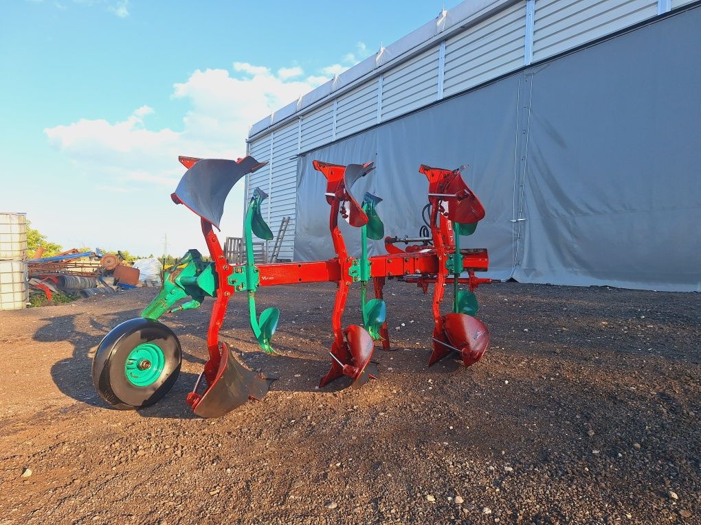 Pług 3 skibowy obrotowy Kverneland VD85 3x45 stan bdb przepluzki