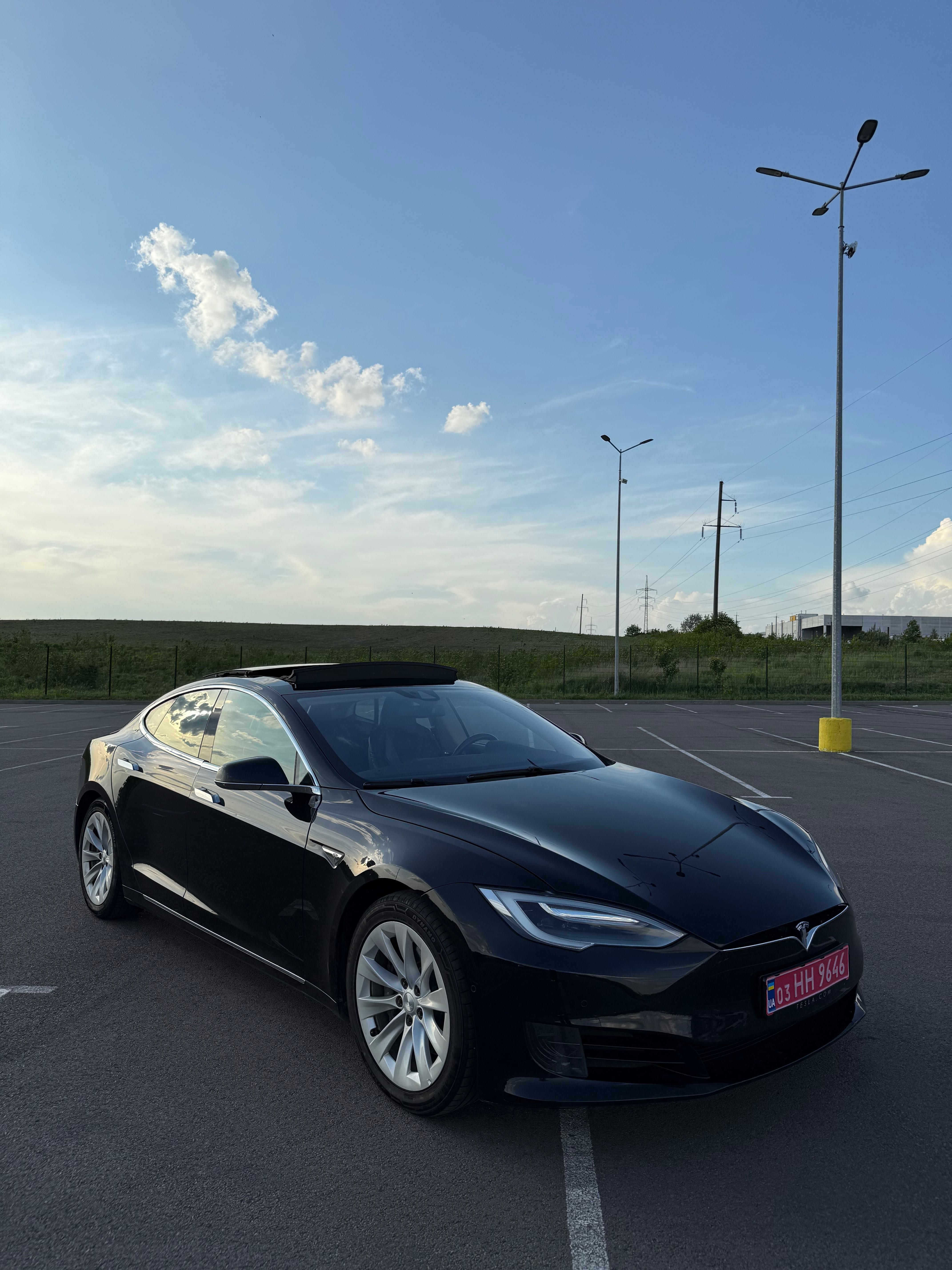 Tesla Model S 75D Dual Motor AWD