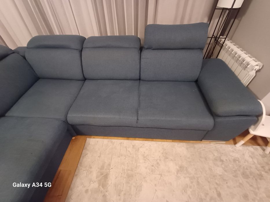 Kanapa narożna z funkcją spania