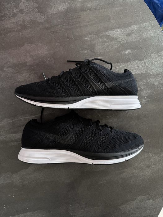 Nike flyknit trainer black czarne 2018 42