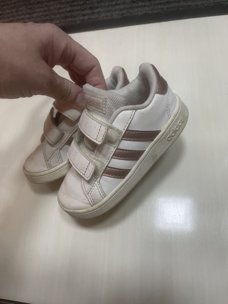 Кроссовки Adidas оригинал