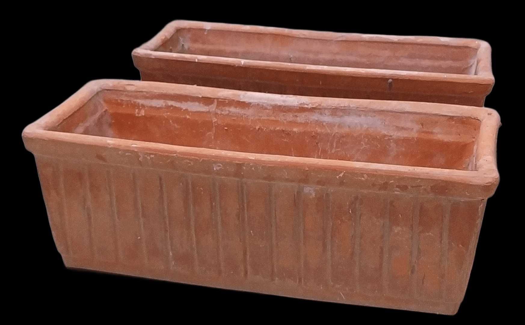 Vasos e Floreiras em Barro